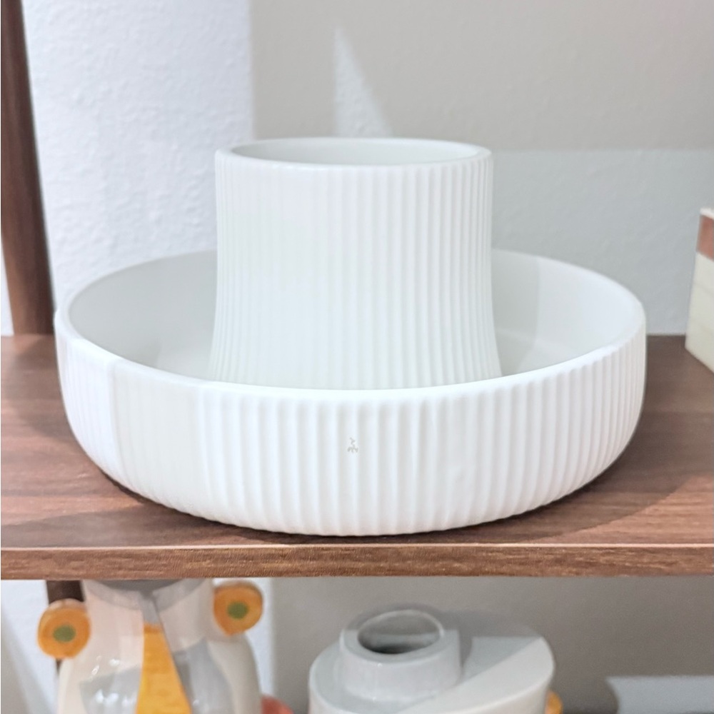 Umbra Fountain Planter